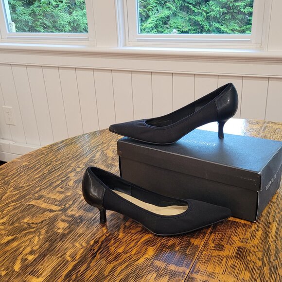 Like New Ellen Tracy Women's Black Low Heels Pumps shoes. Size 7. - Picture 3 of 9